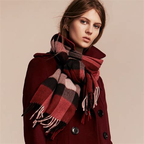 burberry scarf large check classic.